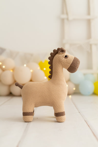 Peluche Amigurumi - Caballo Mini Marrón - Crochetts