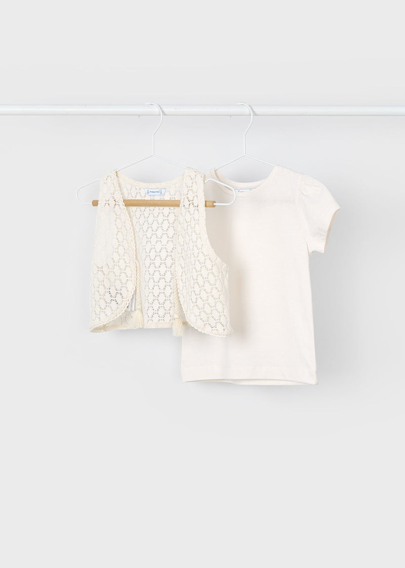 Camiseta con chaleco niña