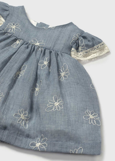 Vestido con cubrepañal bordado recién nacida