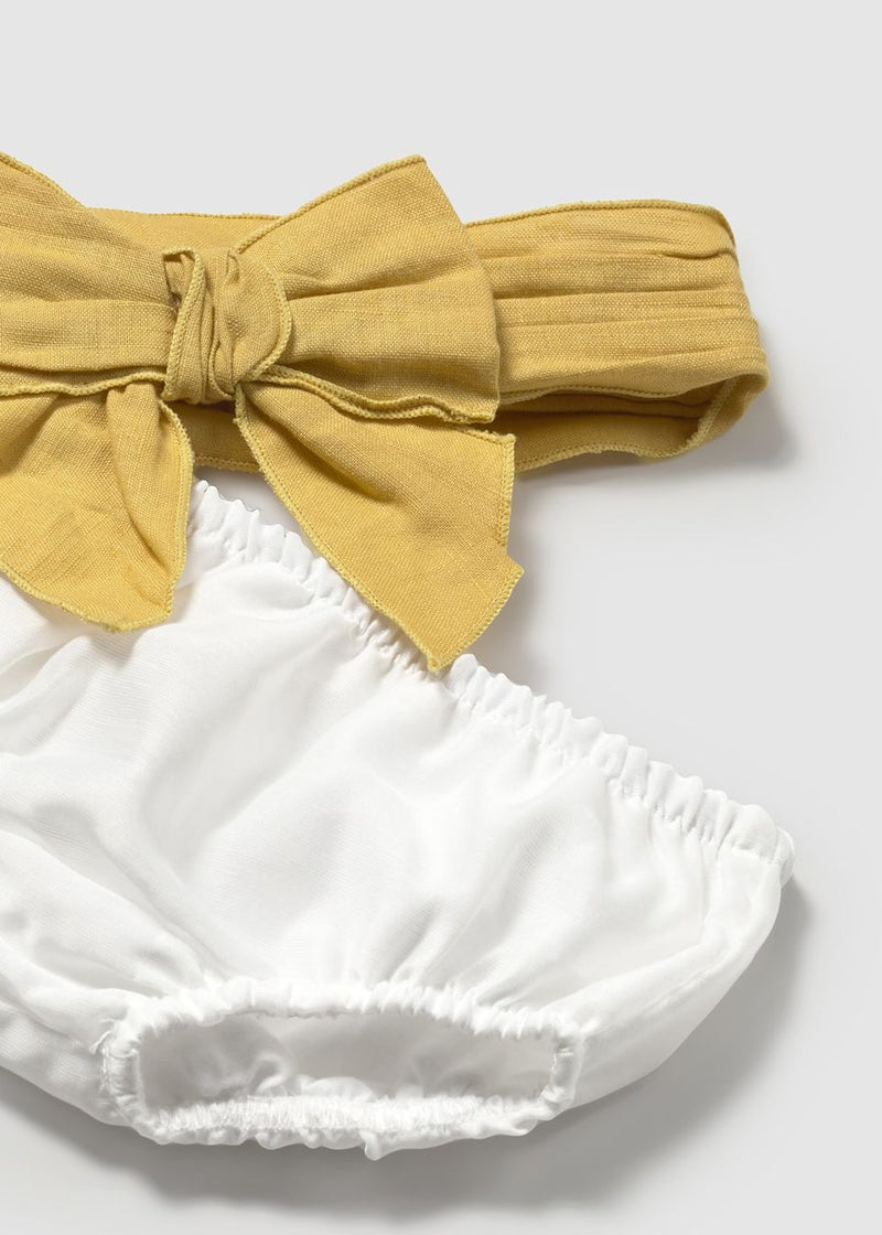 Vestido con cubrepañal y fajín recién nacida